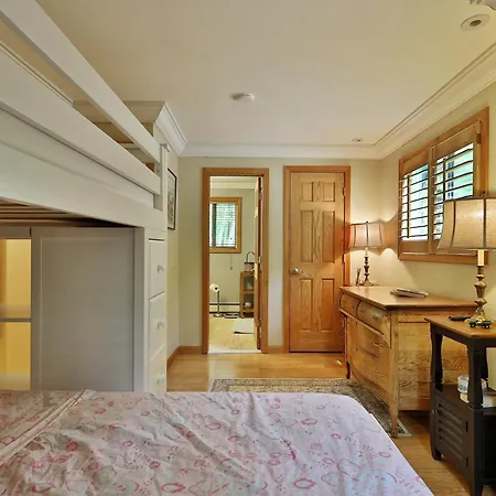 Tanglewood Chalet- 4 Bedroom 4 Ba Family Home In Killington, Perfect For Groups Home